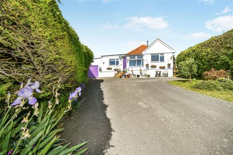 3 bed property, in Findon Avenue, £500,000