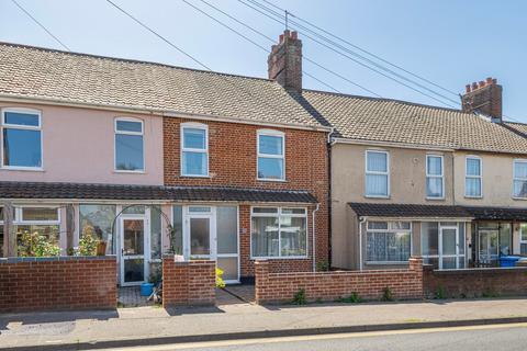 3 bed property, in Plumstead Road, £240,000