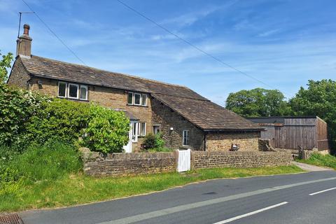 3 bed property, in Mill Hill Farm, £600,000