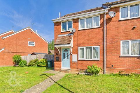 3 bed property, in Martin Road, £230,000