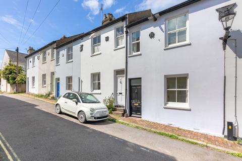 2 bed property, in St. Peters Place, £500,000