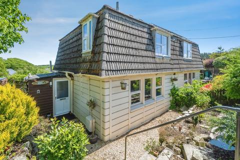 3 bed property, in Woodville Avenue, £150,000