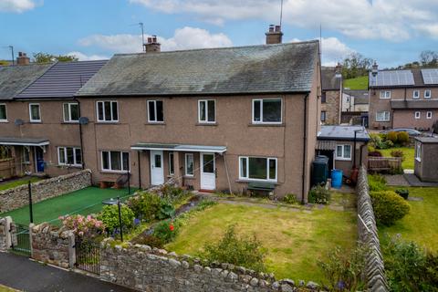3 bed property, in Castle View, £150,000