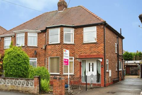 3 bed property, in Thornwick Avenue, £210,000