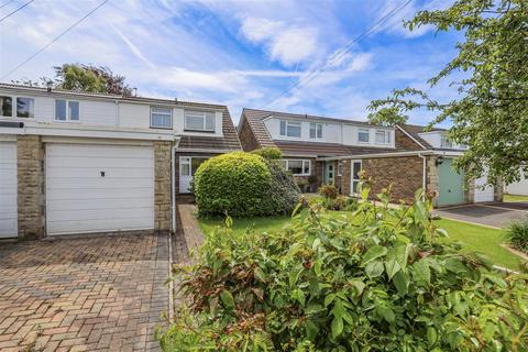 3 bed property, in 11 Town Mill Road, £450,000