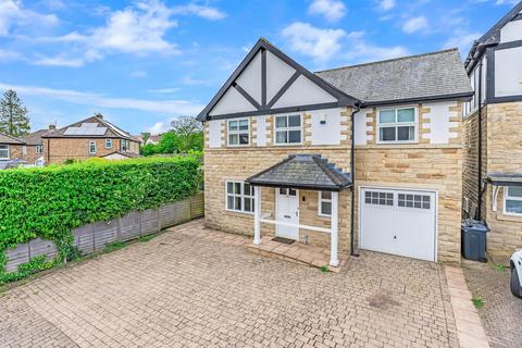 4 bed property, in Vale Gardens, £585,000