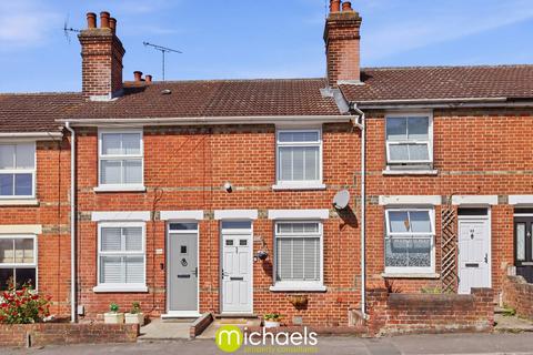 2 bed property, in Bourne Road, £250,000