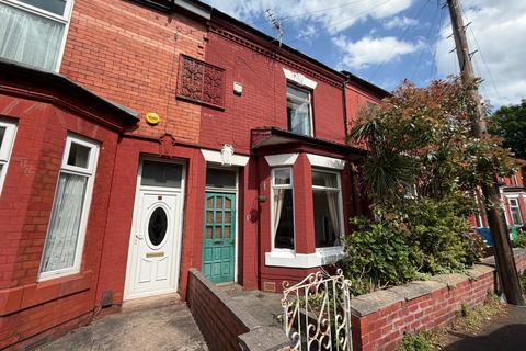 3 bed property, in Pascal Street, £260,000