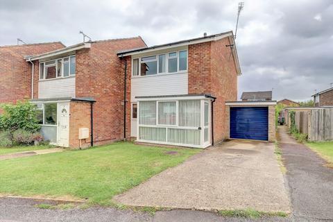 3 bed property, in Wellfield, £400,000