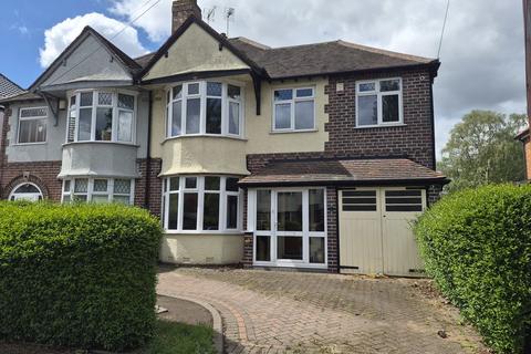 4 bed property, in Wrekin Road, £325,000