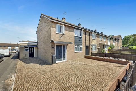 4 bed property, in Grasmere Walk, £500,000