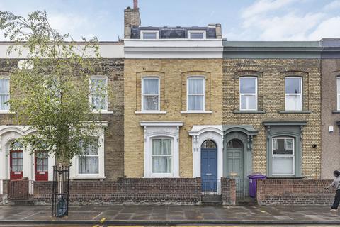 3 bed property, in Roman Road, £1,250,000