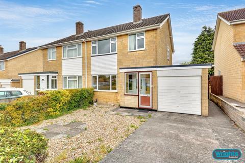 3 bed property, in Berkeley Road, £289,950