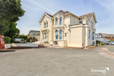2 bed property, in Dartmouth Road, £129,950