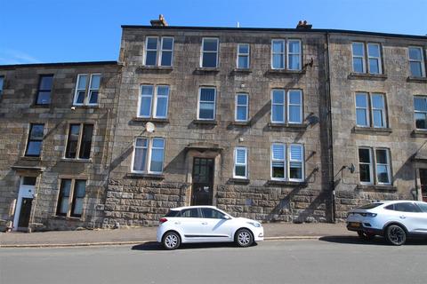 2 bed property, in Dempster Street, £58,000