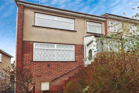 3 bed property, in Crispin Way, £250,000