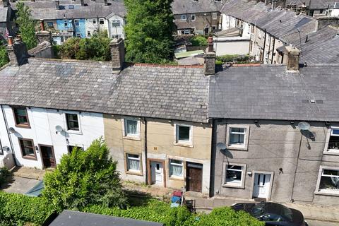 2 bed property, in Littlemoor View, £145,000