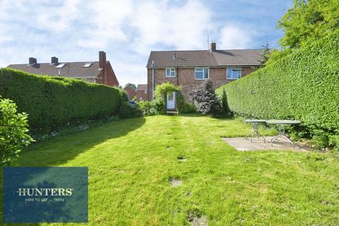 3 bed property, in Salisbury Avenue, £190,000