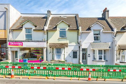 2 bed property, in Torquay Road, £100,000