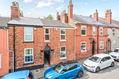 3 bed property, in Rosemary Lane, £100,000