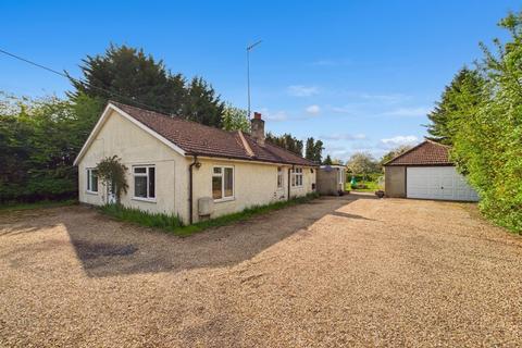 4 bed property, in Norwich Road, £350,000