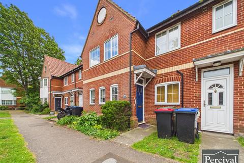 3 bed property, in Willow Tree Way, £249,000