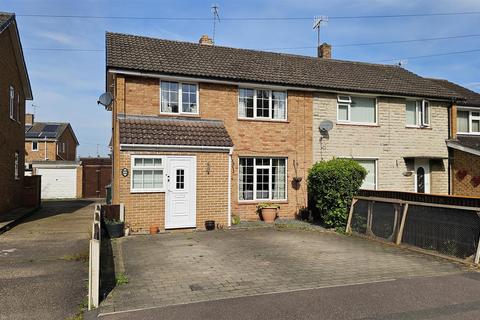 3 bed property, in Flaxendale, £199,950
