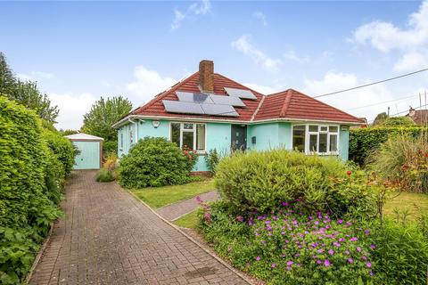 2 bed property, in Olivers Battery Road South, £485,000