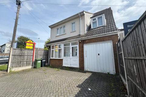 5 bed property, in Prestwood Road, £360,000
