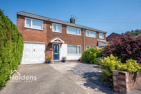 4 bed property, in Glendale Avenue, £249,950