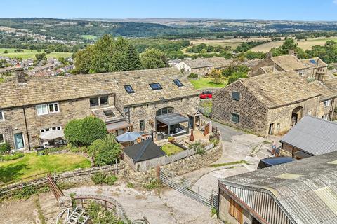 4 bed property, in Wilsden Hill, £680,000