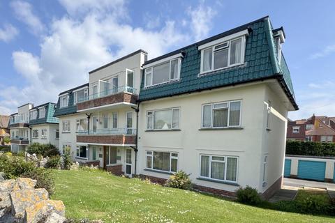 2 bed property, in De Moulham Road, £275,000