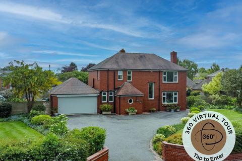 4 bed property, in Fidlers Green Offley Road, £850,000