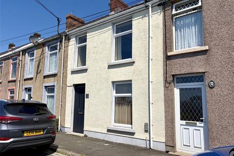 3 bed property, in Marble Hall Road, £149,950