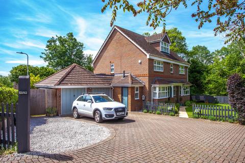 5 bed property, in Tredegar Road, £995,000
