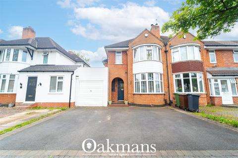 3 bed property, in Ralph Road, £475,000