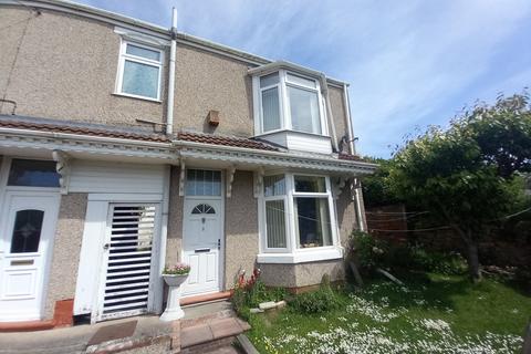 2 bed property, in Walker Terrace, £57,000