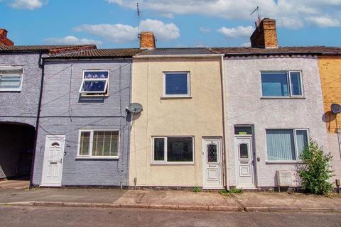 3 bed property, in Baker Street, £140,000