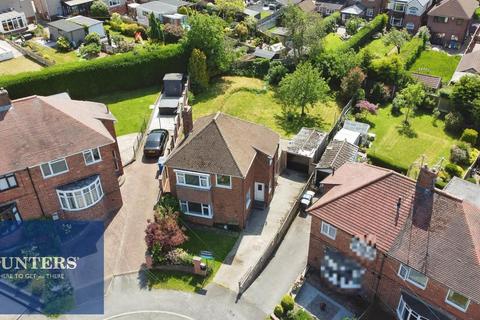 3 bed property, in Brambling Court, £270,000