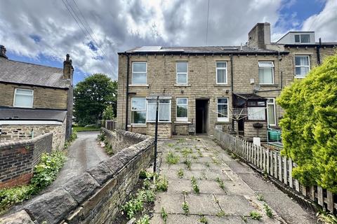 3 bed property, in Corby Street, £125,000
