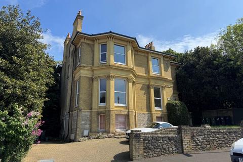 1 bed property, in Flat 3, £60,000