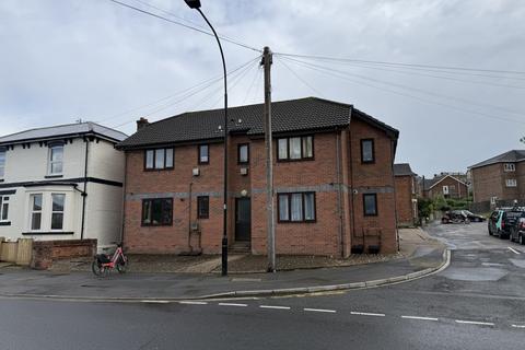 1 bed property, in Flat 3, £90,000