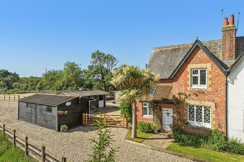 3 bed property, in Beggarhouse Lane, £825,000