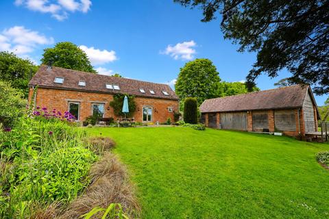 2 bed property, in Dymock Road, £850,000