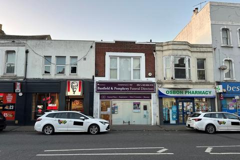 Studio, in 476 Old London Road, £160,000