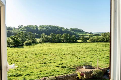4 bed property, in Chewton Keynsham, £900,000