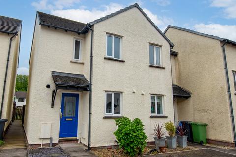 2 bed property, in 35 Esthwaite Green, £235,000