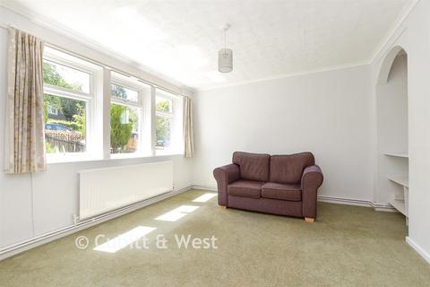 3 bed property, in Springfield Road, £230,000
