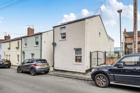 3 bed property, in Rosehill Street, £385,000