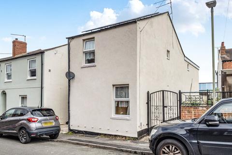 3 bed property, in Rosehill Street, £385,000